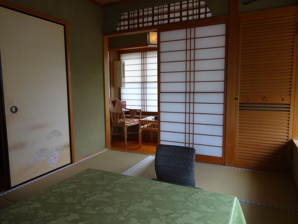Ikumatsu Hotel Kiotó Szoba fotó